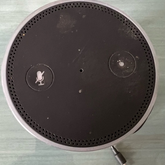 Amazon Echo - Picture 2 of 5